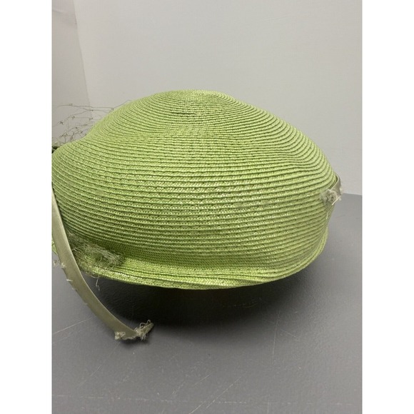 Vintage Union Made Lime Green Hat with Bow /charms Midcentury Fascinator #24‎ - Picture 4 of 7
